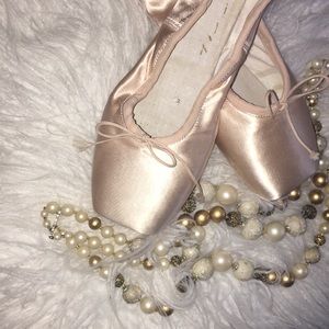 Grishko Ltd BaLLeT PoiNtE Shoes Slippers 6 XX M